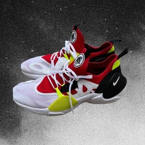 Nike Huarache White Edge Txt size 11